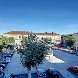 https://le-carilloun.midi-pyreneeshotels.com